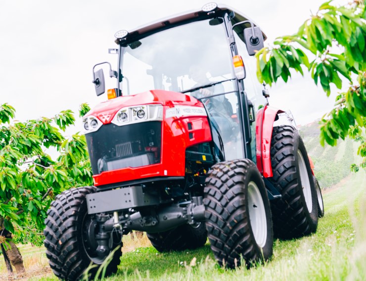 Technology-and-Innovation-Tractors-MF-1700-M-Speed-Control-Lever.jpg